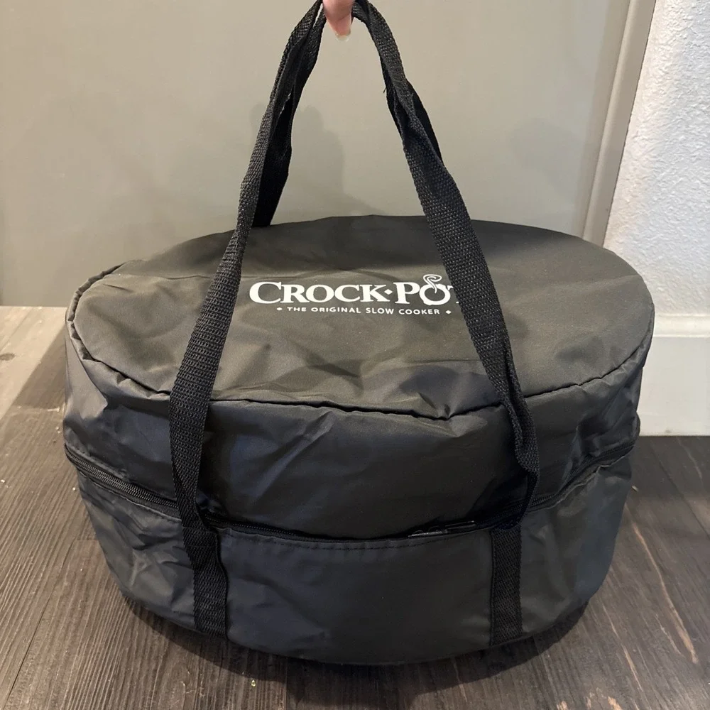 Crock Pot Brand Insulated Carrying Case Travel Bag Black Nylon Slow Cooker.15x9.